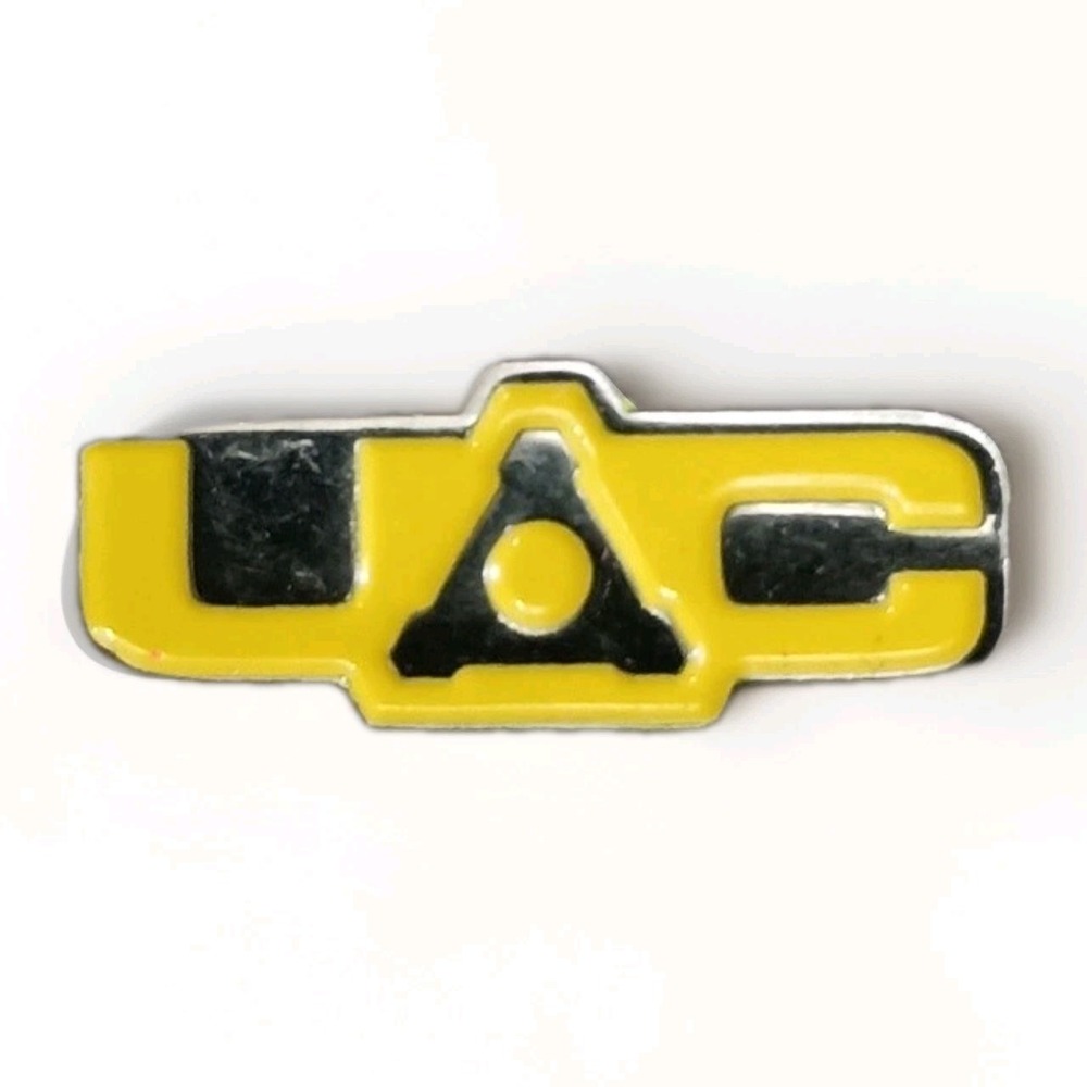 2015 Union Aerospace Corporation UAC Enamel Hat Lapel Pin Doom BSW Yellow